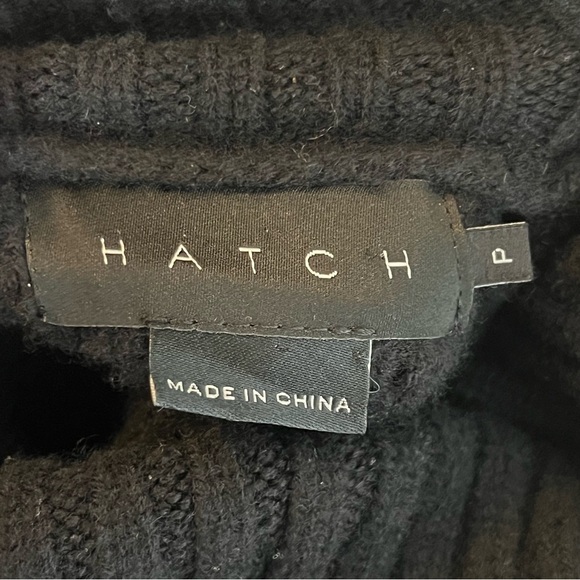 Hatch Maternity Merino Wool Waffle Turtleneck in Black size XS - Picture 4 of 5
